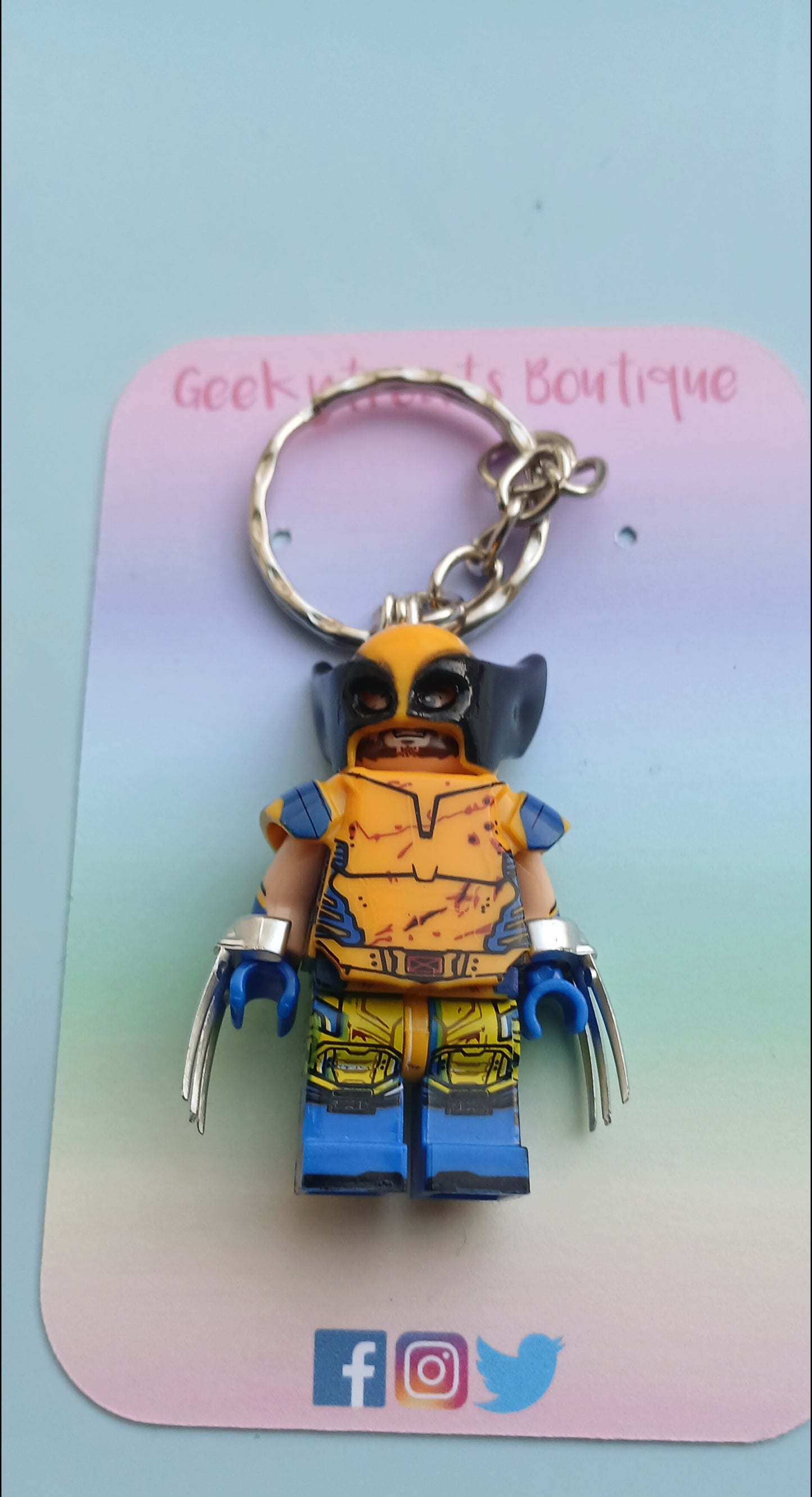 Wolverine minifigure keyring