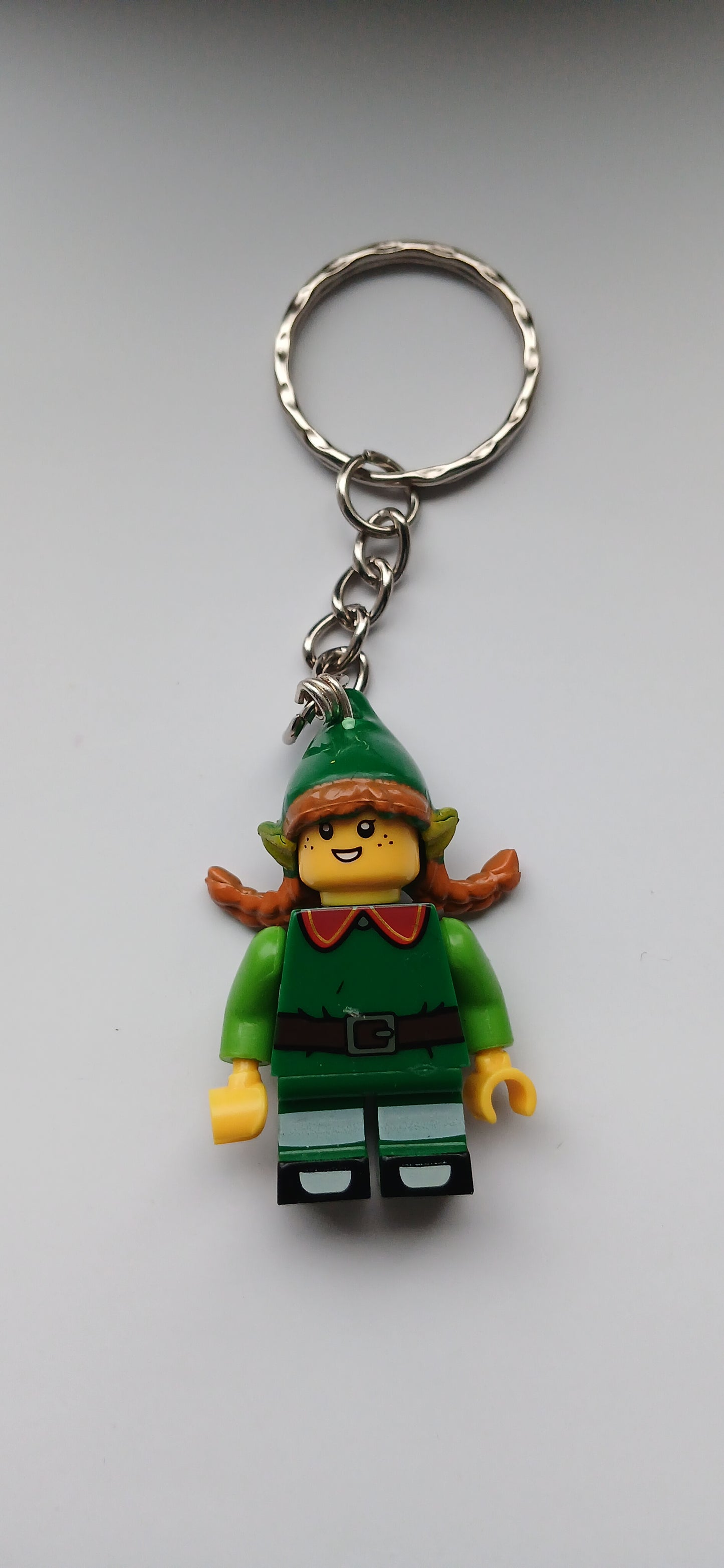 Elf figure keyring