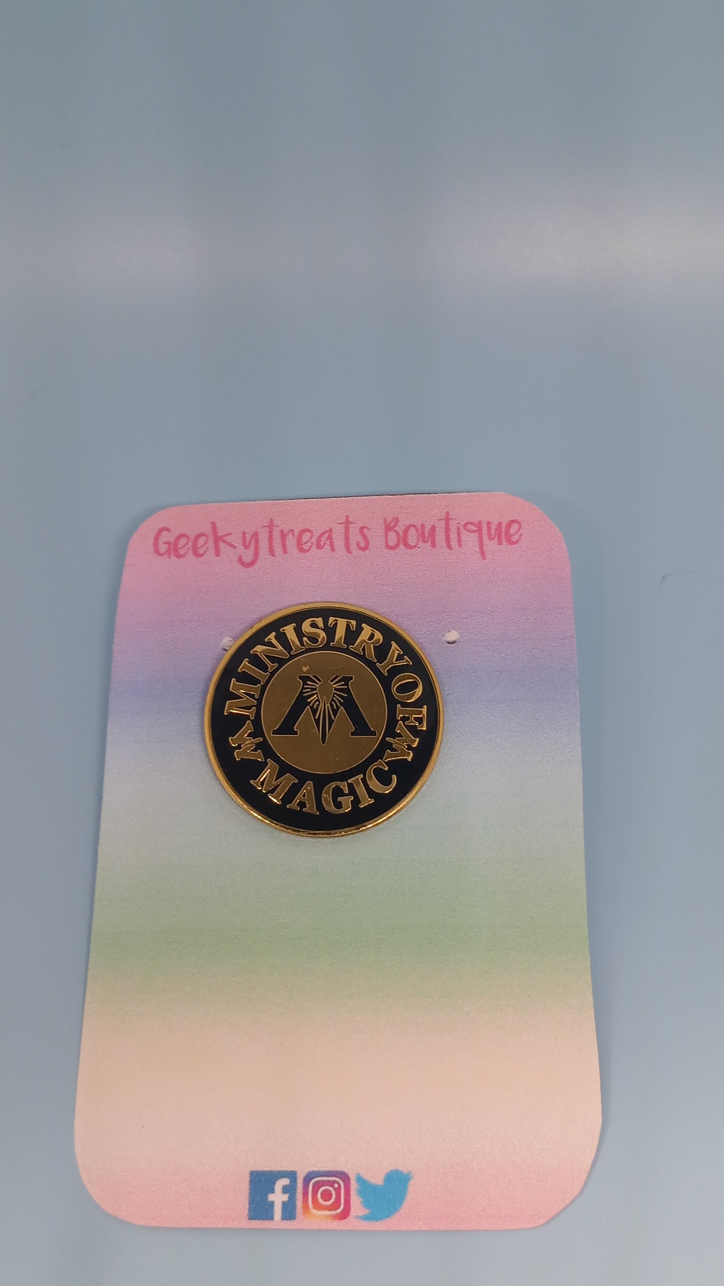 Ministry of magic wizard enamel pin badge